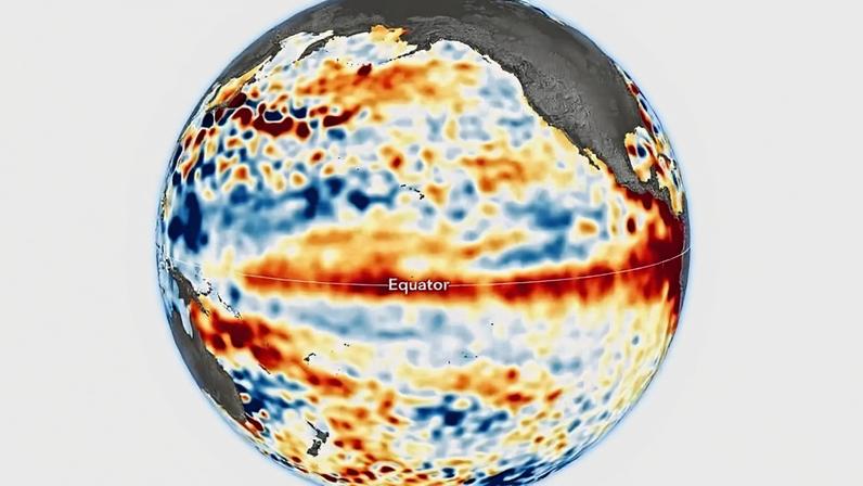 Altas temperaturas (manchas vermelhas) no oceano Pacífico Equatorial, como observado entre 1 e 10 de junho de 2023, são características do El Niño.