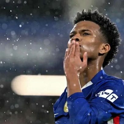 Estêvão vira assunto após jogo do Chelsea; não há explicação