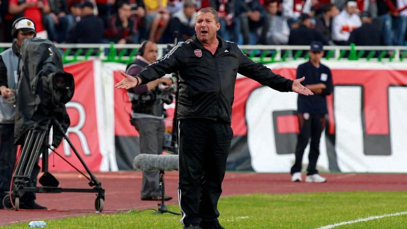 Ex-jogador, treinador e comentarista francês Courbis morre aos 72 anos