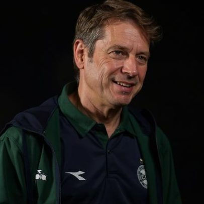 Seabra projeta clássico do Coritiba contra Athletico após estreia