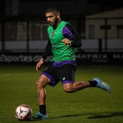 Ceará anuncia contratação de lateral que atuava pelo Athletico