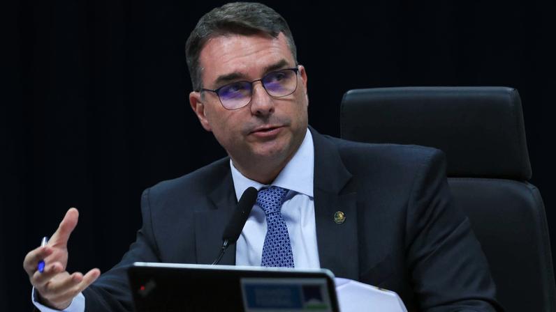 Pré-candidato ao Planalto, Flávio Bolsonaro posta vídeo pela união da centro-direita (Foto: Lula Marques/ Agência Brasil)