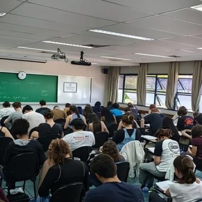 Fuvest divulga lista de aprovados do vestibular nesta sexta-feira