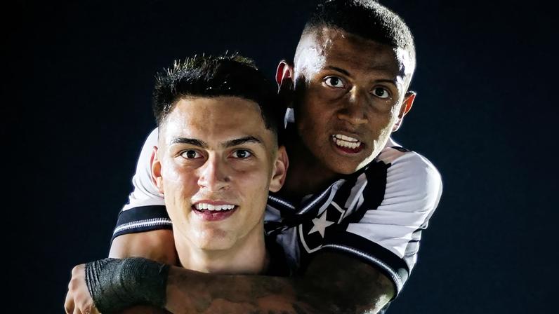 Botafogo venceu o Estrela de Março pela Copinha (Foto: Henrique Lima/Botafogo)