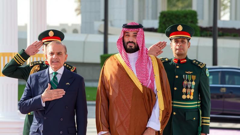 Saudi Crown Prince Mohammed bin Salman and Pakistan Prime Minister Shehbaz Sharif meet in Riyadh, Saudi Arabia, September 17, 2025. Saudi Press Agency/Handout via REUTERS THIS IMAGE HAS BEEN SUPPLIED BY A THIRD PARTY./File Photo