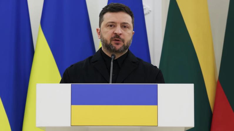 Ukrainian President Zelenskiy and Polish President Nawrocki visit Lithuania