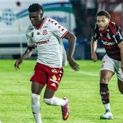Sobrevivente e filho de refugiados, Garrinsha comanda Bangu contra o Botafogo