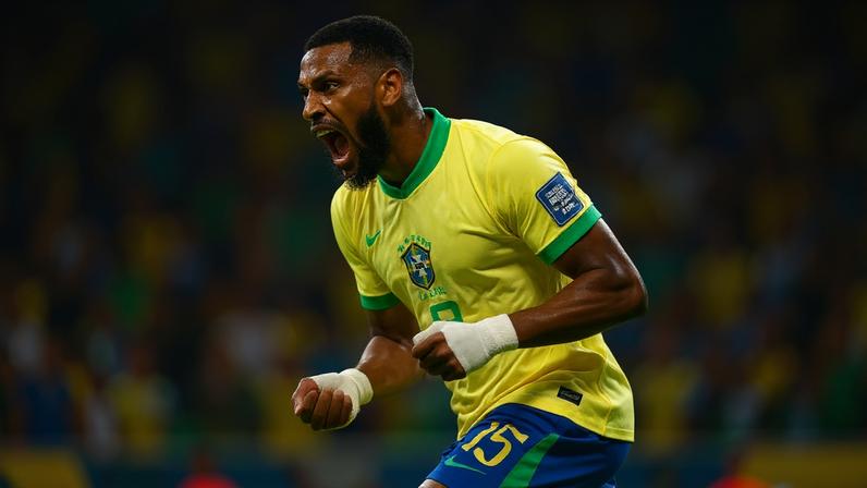 Gerson comemora gol contra o Uruguai pelas Eliminatórias para a Copa do Mundo (Foto: Foto: Rafael Ribeiro / CBF)