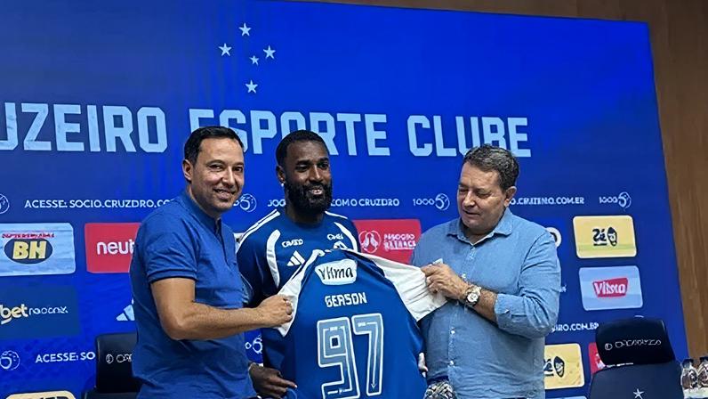 Gerson é apresentado no Cruzeiro
