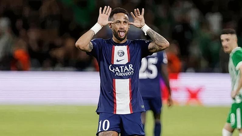 Neymar Jr, do Paris Saint Germain (PSG), comemora gol durante a partida da Liga dos Campeões da UEFA contra o Maccabi Haifa14.09.22