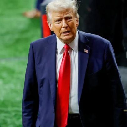 Trump critica atos do Super Bowl de Bad Bunny e Green Day