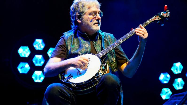 Béla Fleck desistiu de apresentação no Kennedy Center, classificando-a como política