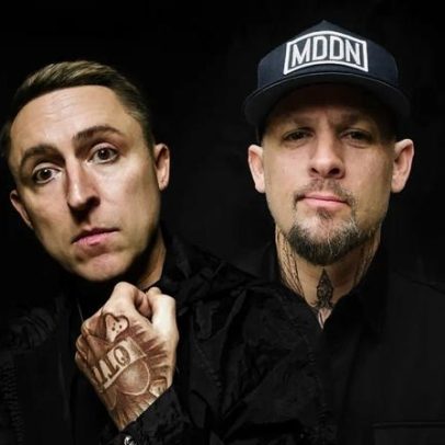 Yellowcard volta no tempo com Good Charlotte em Bedroom Posters