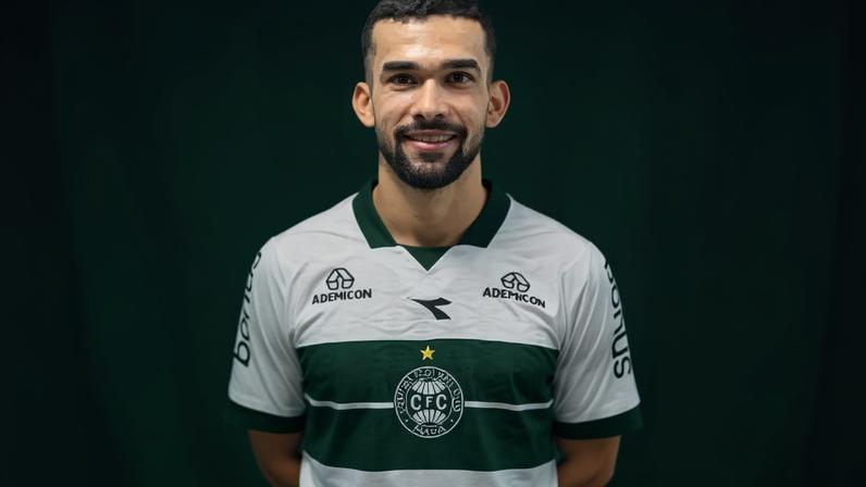 Gustavo é confirmado pelo Coritiba. Foto: Divulgação/Coritiba