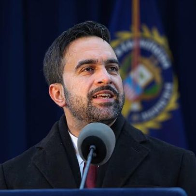 Nova York recebe Mamdani com festa de rua e promessa de governar com audácia