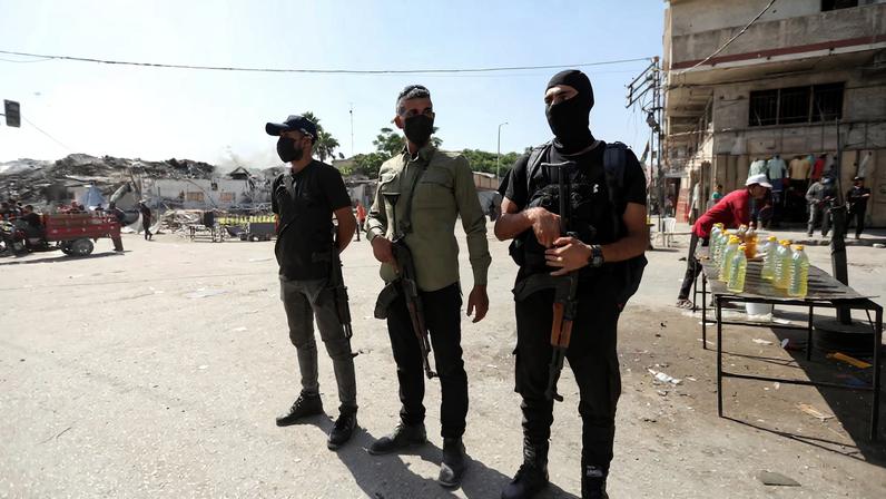 Hamas police officers stand guard, amid a ceasefire between Israel and Hamas, in Gaza City, October 11, 2025. REUTERS/Stringer