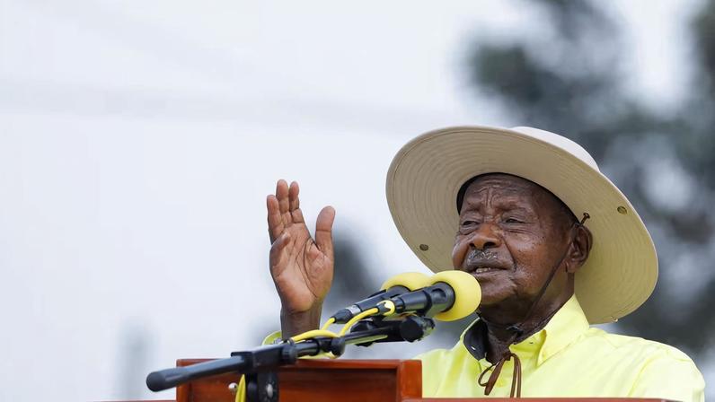 Uganda's President Yoweri Museveni attend a campaign rally at the Kitebi Primary school, Rubaga division of Kampala