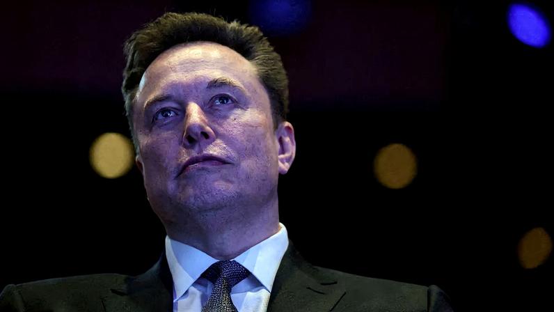 Elon Musk attends the U.S.-Saudi Investment Forum in Washington, D.C., U.S., November 19, 2025. REUTERS/Evelyn Hockstein/File Photo