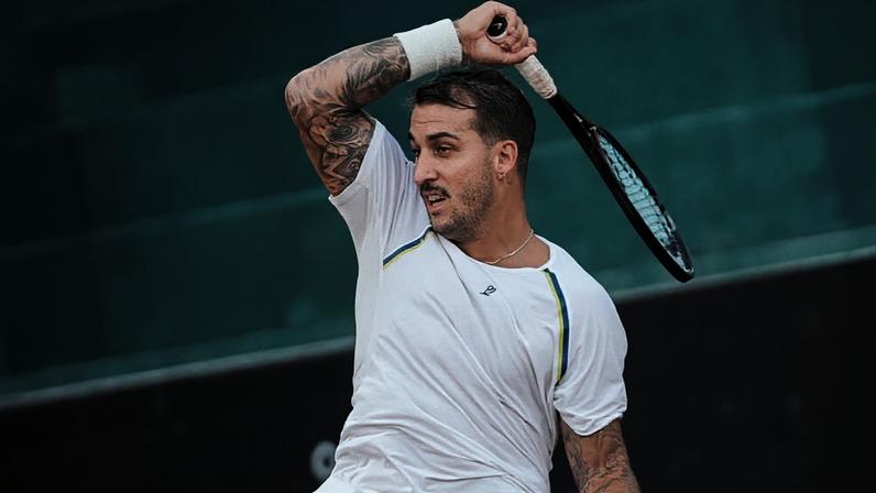 Felipe Meligeni volta ao circuito em Itajaí após cirurgia