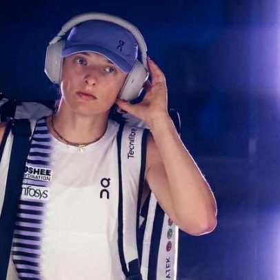 Iga Swiatek é barrada no Australian Open, repetindo Federer