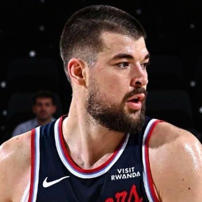 Dois times do Leste miram troca por Ivica Zubac