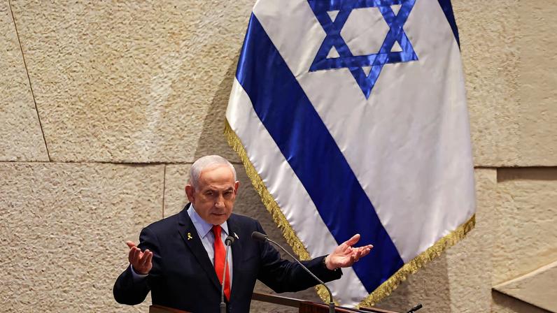 Israeli Prime Minister Benjamin Netanyahu speaks as he attends a session at the plenum of the Knesset, Israel’s parliament, in Jerusalem, January 5, 2026. REUTERS/Ronen Zvulun