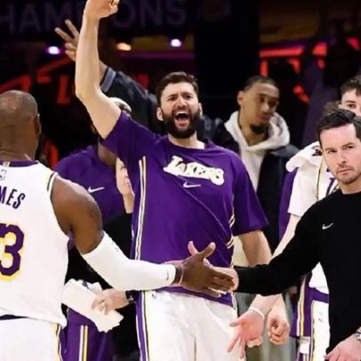 Lakers fecham contrato com ex-jogador do Hawks