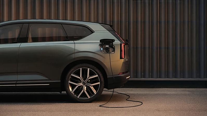 Volvo EX60 acaba de ser lançado, ostentando até 810,1 km de autonomia