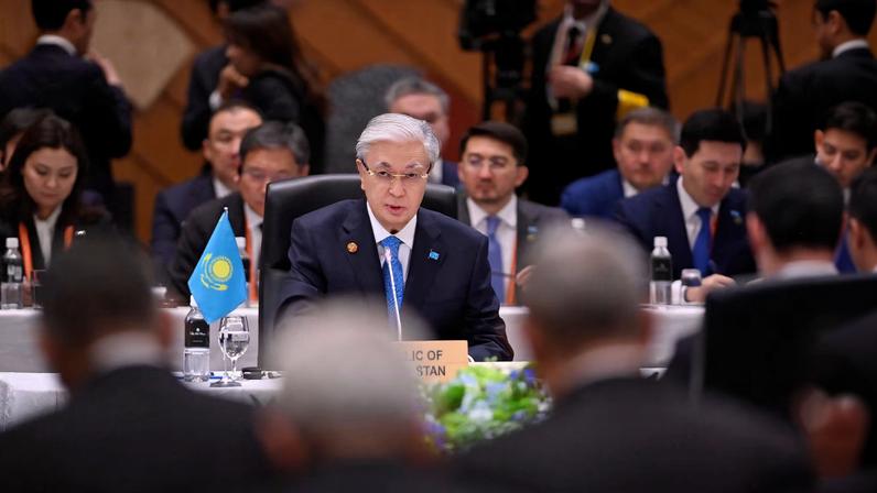 TOKYO, JAPAN - DECEMBER 20: Kazakhstan's President Kassym-Jomart Tokayev delivers remarks at the leaders-level "Central Asia plus Japan" Dialogue (CA+JAD) summit, attended by the presidents of Kazakhstan, Kyrgyzstan, Tajikistan, Turkmenistan, and Uzbekistan, in Tokyo, Japan, on December 20, 2025. David MAREUIL/Pool via REUTERS