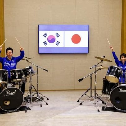 Japão busca aproximação com Coreia do Sul em meio a atrito com China
