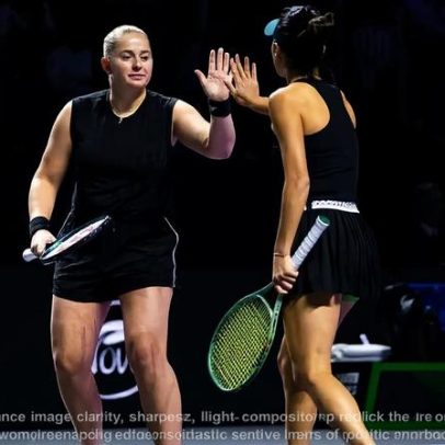 Ostapenko e Hsieh vencem e vão encarar Stefani