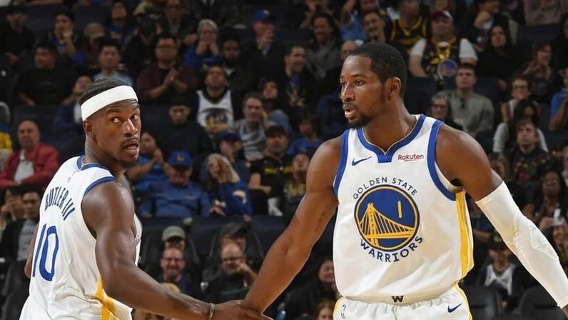 Jimmy Butler e Jonathan Kuminga