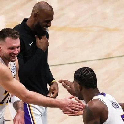 Jogador do Lakers exige troca na trade deadline