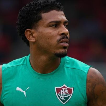 Entenda a situação de John Kennedy no Fluminense