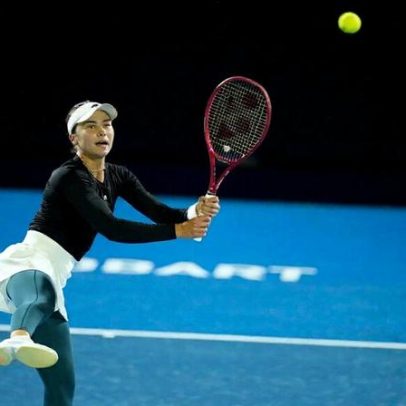 Jovic vence duelo de 3h e avança à segunda semifinal; Raducanu é eliminada