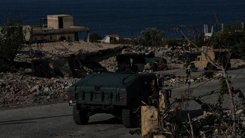 Exército libanês afirma monopólio estatal de armas no sul, de forma efetiva