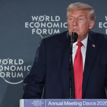 Trump reverte posição sobre Groenlândia após assessores frearem opção militar