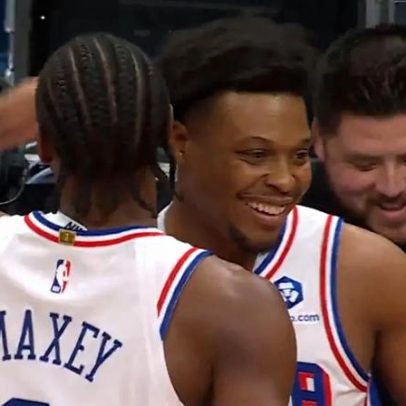 Kyle Lowry é aplaudido em Toronto após título com o Raptors
