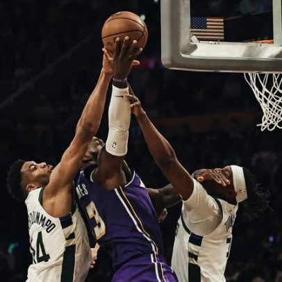 Giannis lidera Bucks na vitória sobre o Lakers