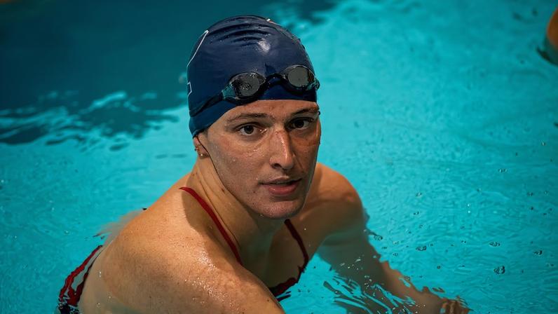 Lia Thomas, mulher trans, após uma competição em janeiro de 2022. Foto: Joseph Prezioso/AFP