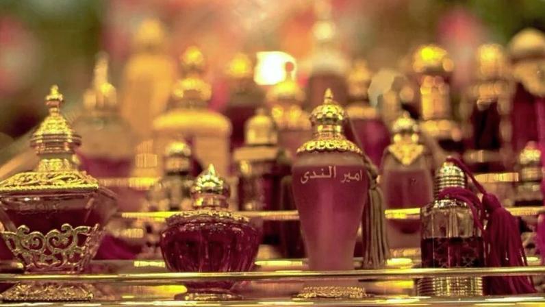 Getty Images A venda de perfumes árabes disparou 380% em 2024 no Brasil