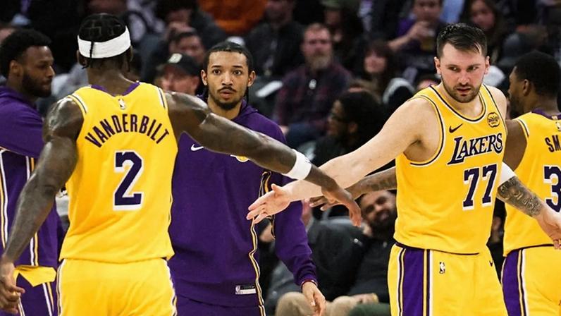 Luka Doncic Lakers Kings