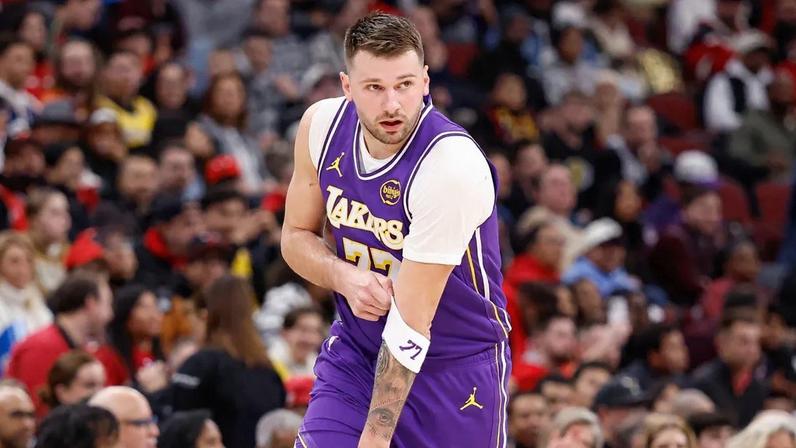 Luka Doncic Lakers Bulls
