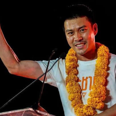 Natthaphong, reformista, lidera pesquisas antes das eleições de fevereiro