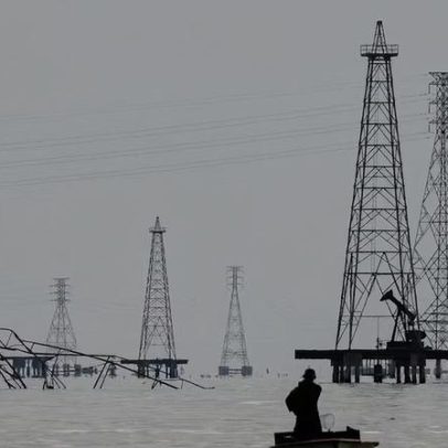 EUA concedem licença para empresas petrolíferas operarem na Venezuela