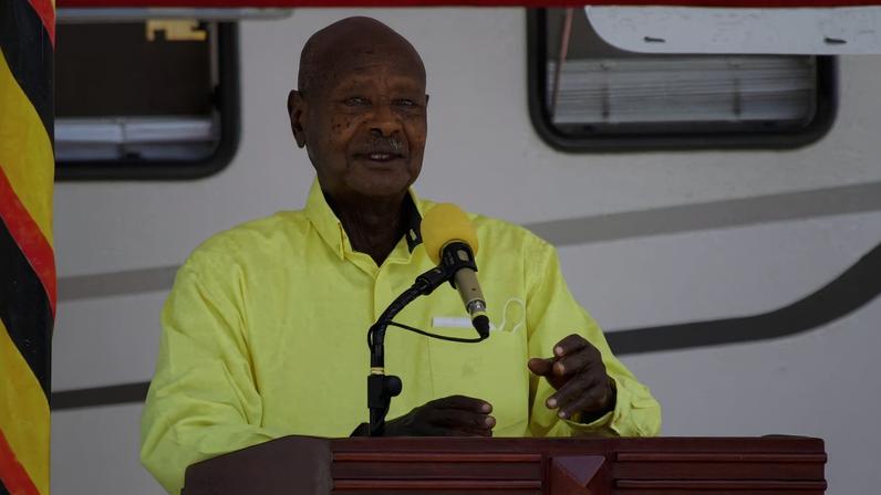 Líder veterano de Uganda busca novo mandato em meio a debate sobre sucessão