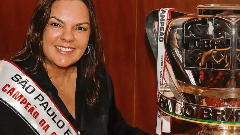 Mara Casares é ex-mulheres de Julio Casares