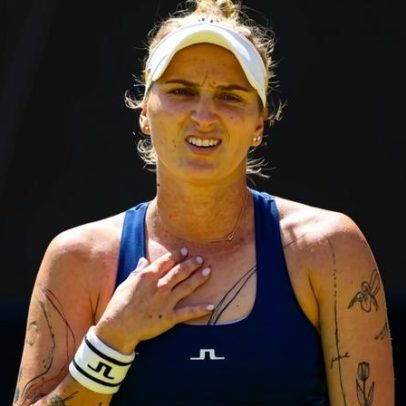 Lesão no ombro tira Vondrousova do Australian Open