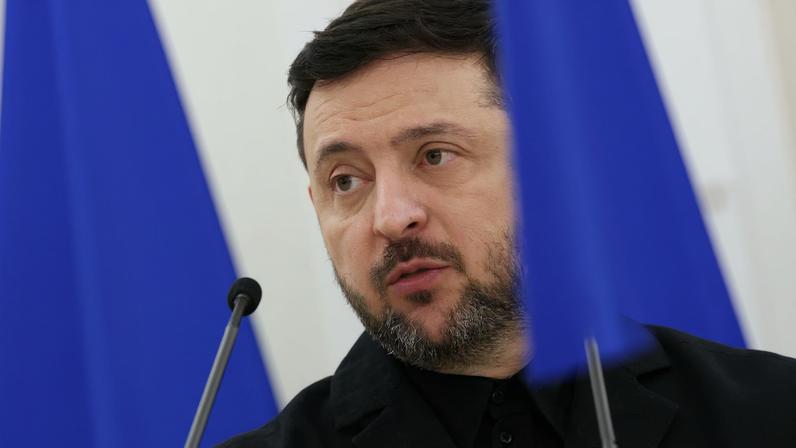Ukrainian President Zelenskiy and Polish President Nawrocki visit Lithuania