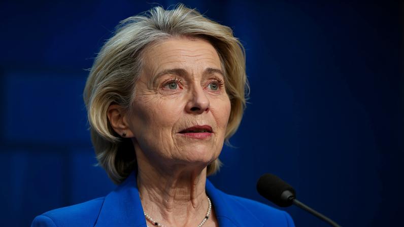 European Commission President Ursula von der Leyen holds a press conference during a European Union leaders' summit in Brussels, Belgium December 19, 2025. REUTERS/Stephanie Lecocq/File Photo
